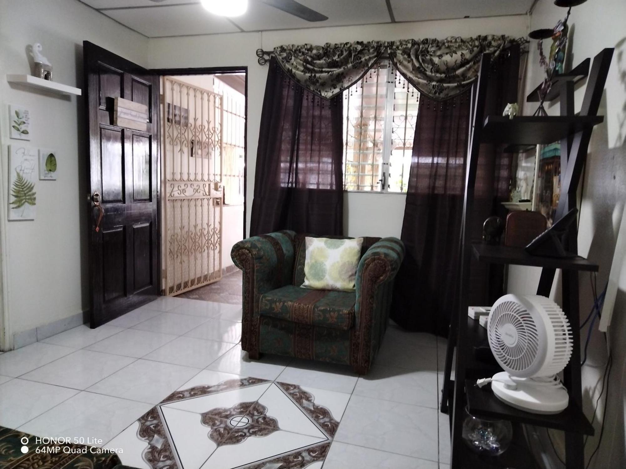 شقة Lilia House 15 Minutos Aeropuerto مدينة باناما الغرفة الصورة